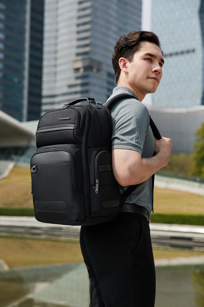 ARCTIC HUNTER τσάντα πλάτης B00492-1 με θήκη laptop 15.6", 22L, μαύρη