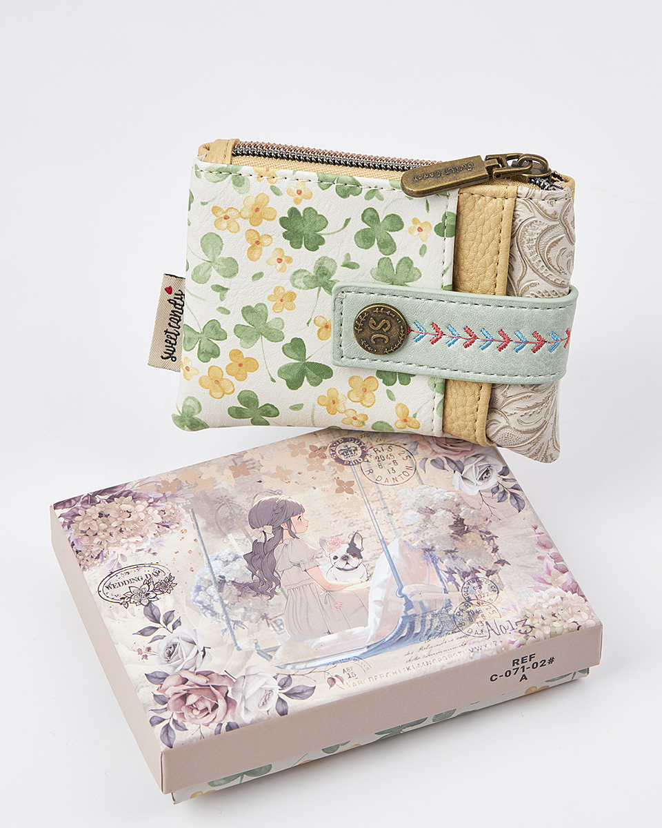 Sweet Candy Γυναικείο Mini Πορτοφόλι με Floral Σχέδιο & Κρίκο – Floral Whisper