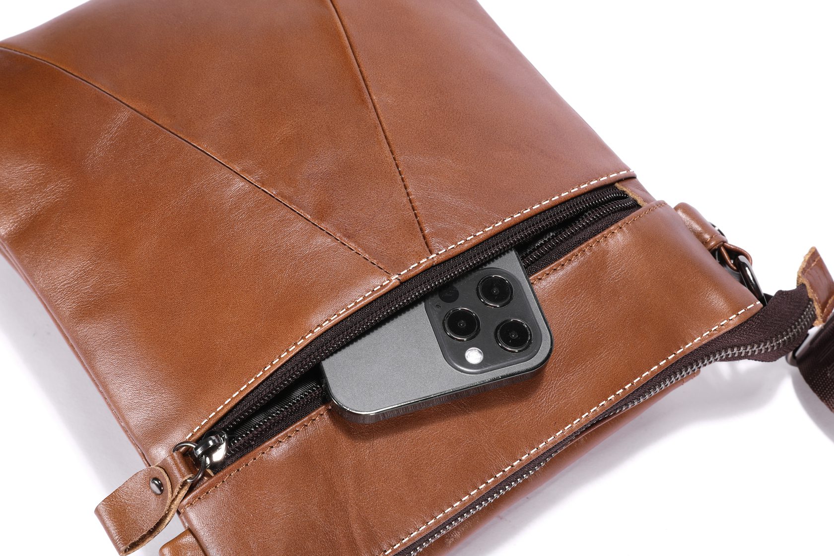 Δερμάτινο τσαντάκι ώμου Bull Captain DJB 666 καφέ