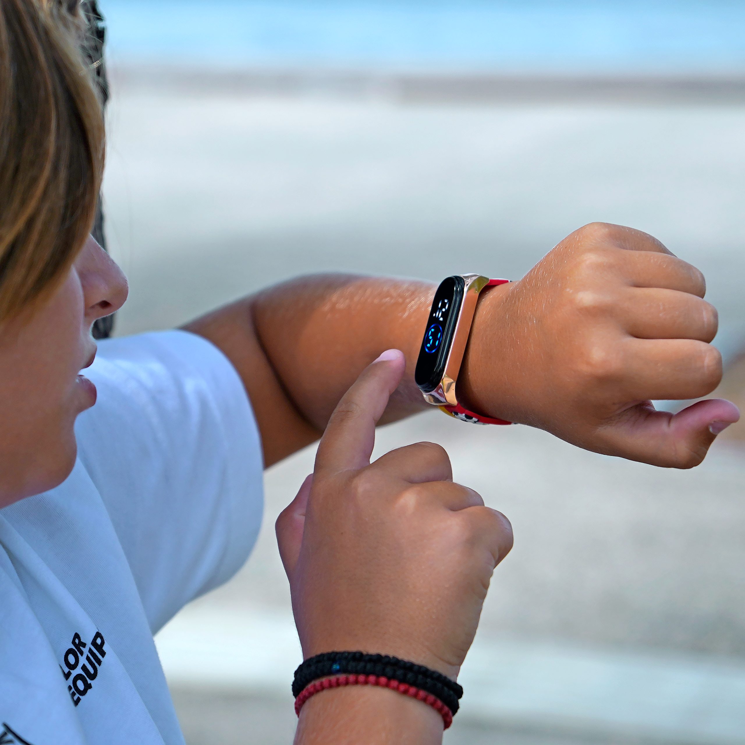 Sequoia Αδιάβροχο Ρολόι LED με Λουράκι Καουτσούκ και Σχέδιο AG-130 κόκκινο