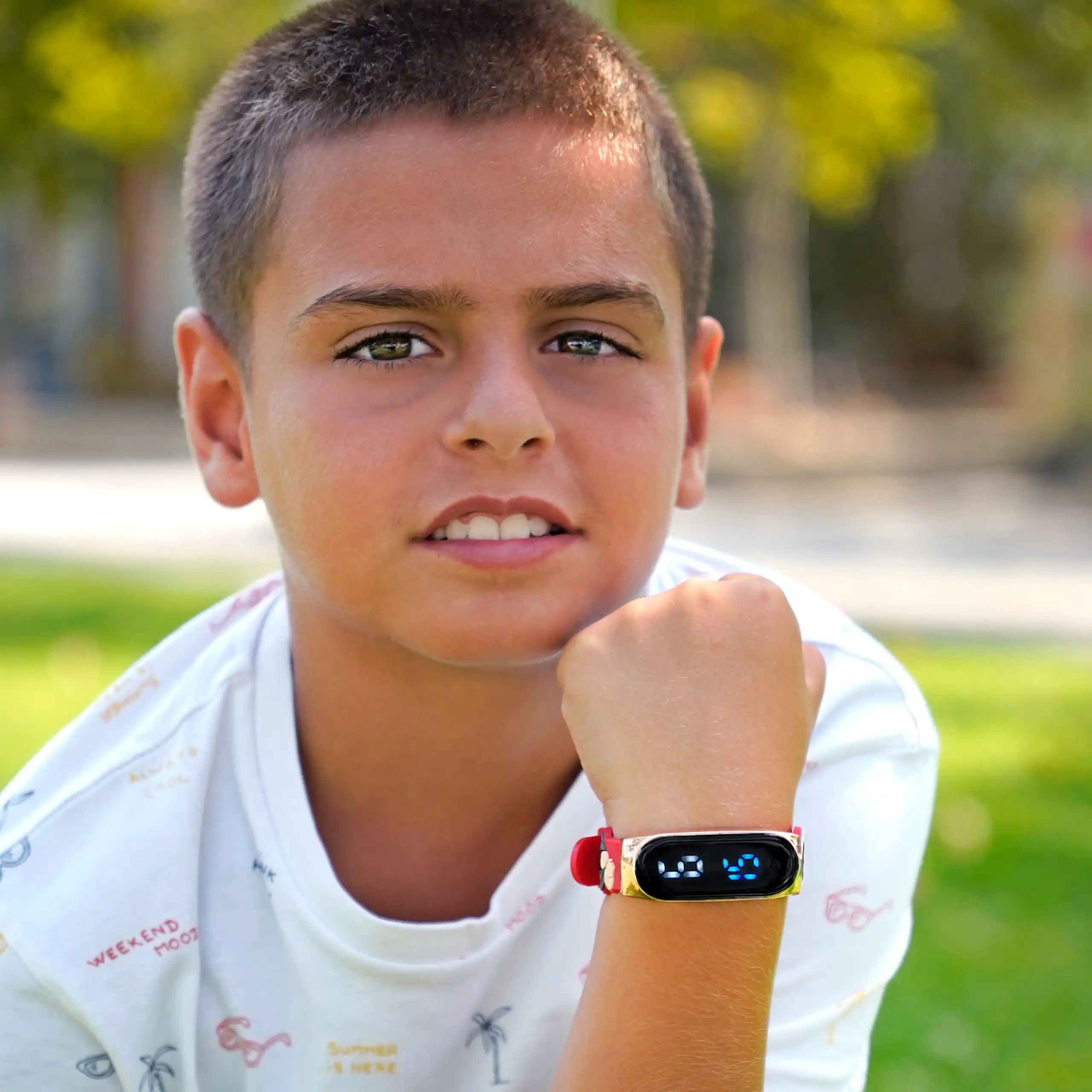 Sequoia Αδιάβροχο Ρολόι LED με Λουράκι Καουτσούκ και Σχέδιο AG-132 κόκκινο Sequoia Αδιάβροχο Ρολόι LED με Λουράκι Καουτσούκ και Σχέδιο AG-132 κόκκινο