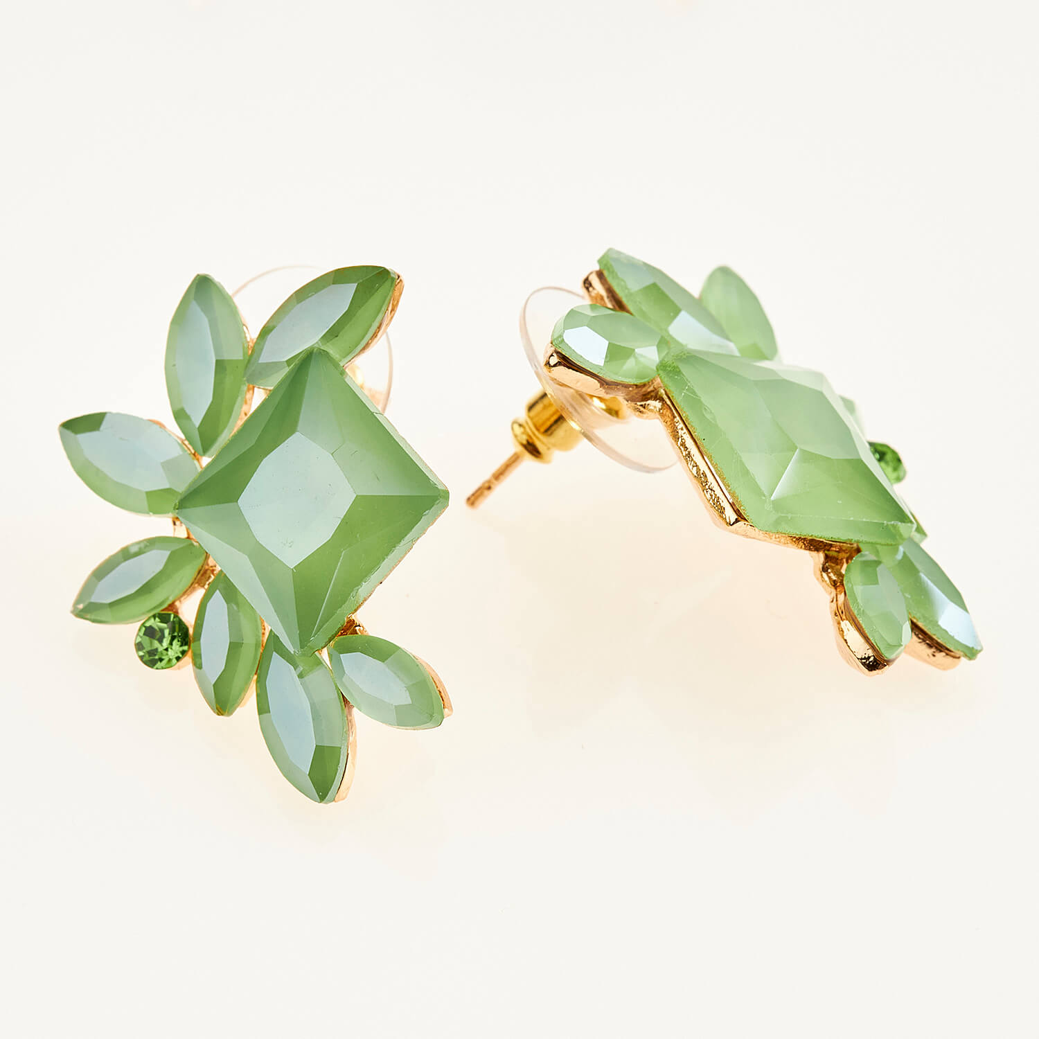 Sequoia Γυναικείο ατσάλινο Υποαλλεργικό σκουλαρίκι με πέτρες πράσινο Sequoia Γυναικείο ατσάλινο Υποαλλεργικό σκουλαρίκι με πέτρες πράσινο