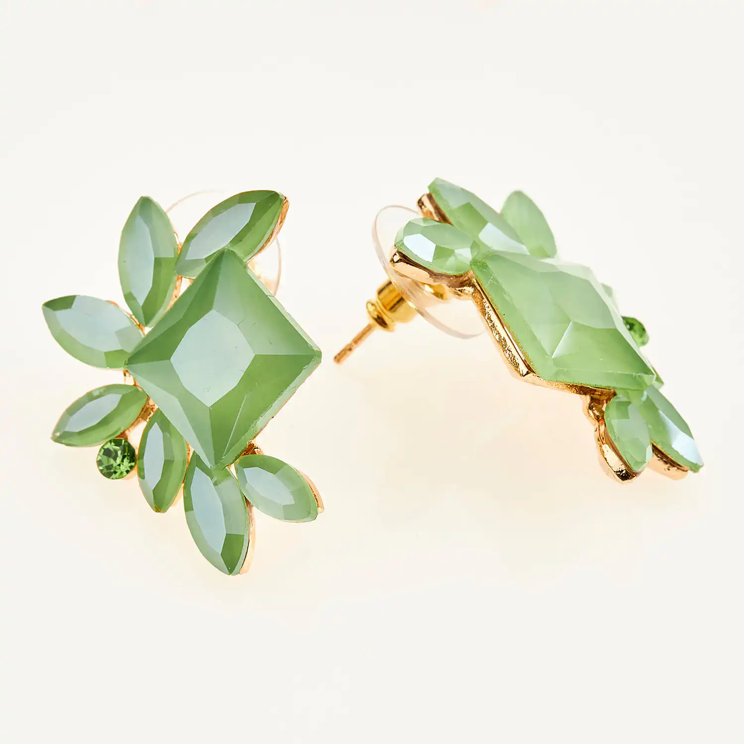 Sequoia Γυναικείο ατσάλινο Υποαλλεργικό σκουλαρίκι με πέτρες πράσινο