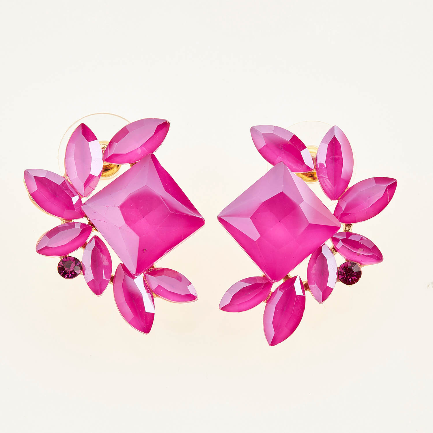 Sequoia Γυναικείο ατσάλινο Υποαλλεργικό σκουλαρίκι με πέτρες φούξια Sequoia Γυναικείο ατσάλινο Υποαλλεργικό σκουλαρίκι με πέτρες φούξια