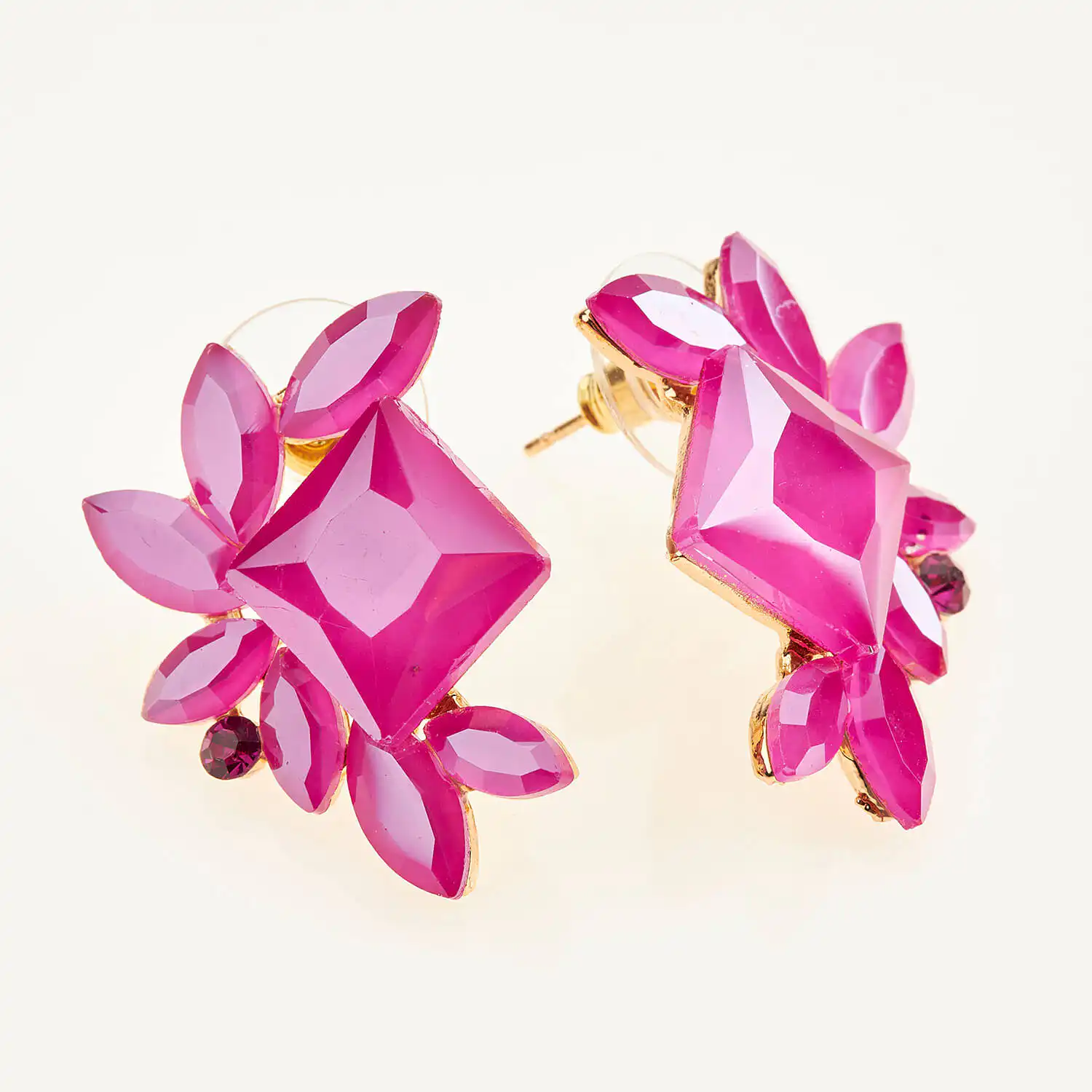 Sequoia Γυναικείο ατσάλινο Υποαλλεργικό σκουλαρίκι με πέτρες φούξια