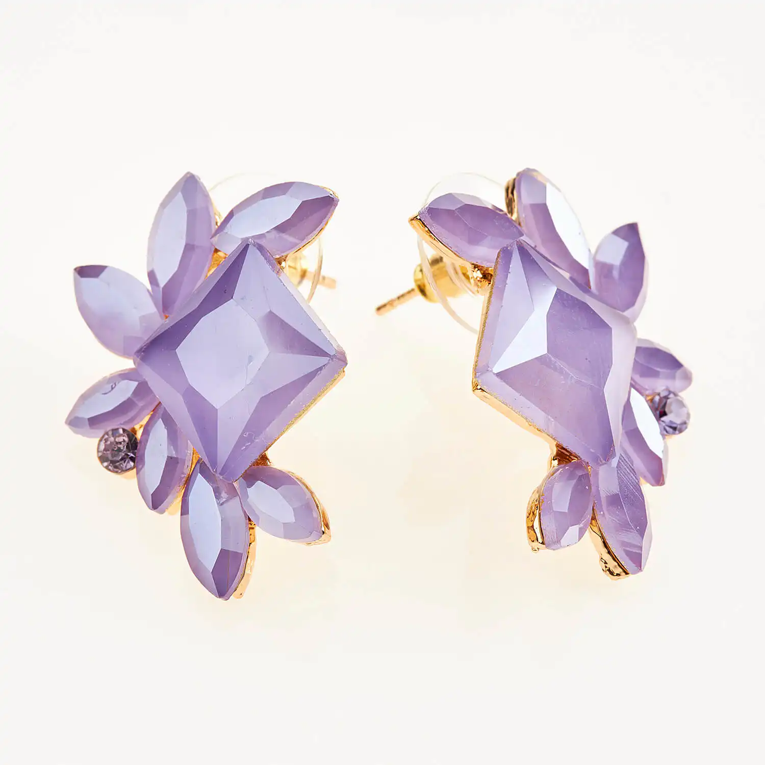 Sequoia Γυναικείο ατσάλινο Υποαλλεργικό σκουλαρίκι με πέτρες μωβ