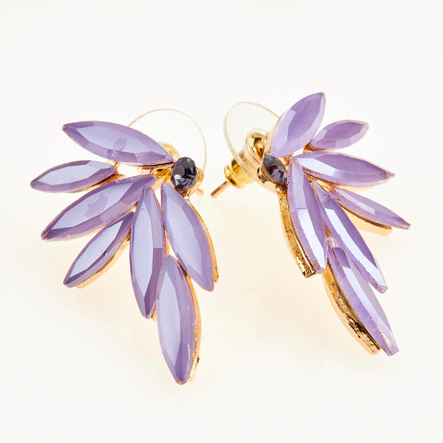 Sequoia Γυναικείο ατσάλινο Υποαλλεργικό σκουλαρίκι με πέτρες μωβ Sequoia Γυναικείο ατσάλινο Υποαλλεργικό σκουλαρίκι με πέτρες μωβ