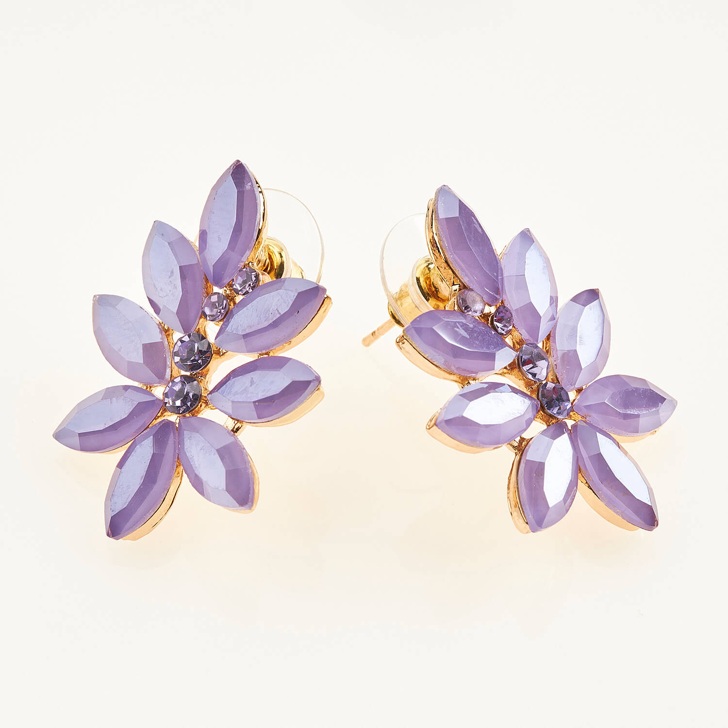 Sequoia Γυναικείο ατσάλινο Υποαλλεργικό σκουλαρίκι με πέτρες μωβ Sequoia Γυναικείο ατσάλινο Υποαλλεργικό σκουλαρίκι με πέτρες μωβ