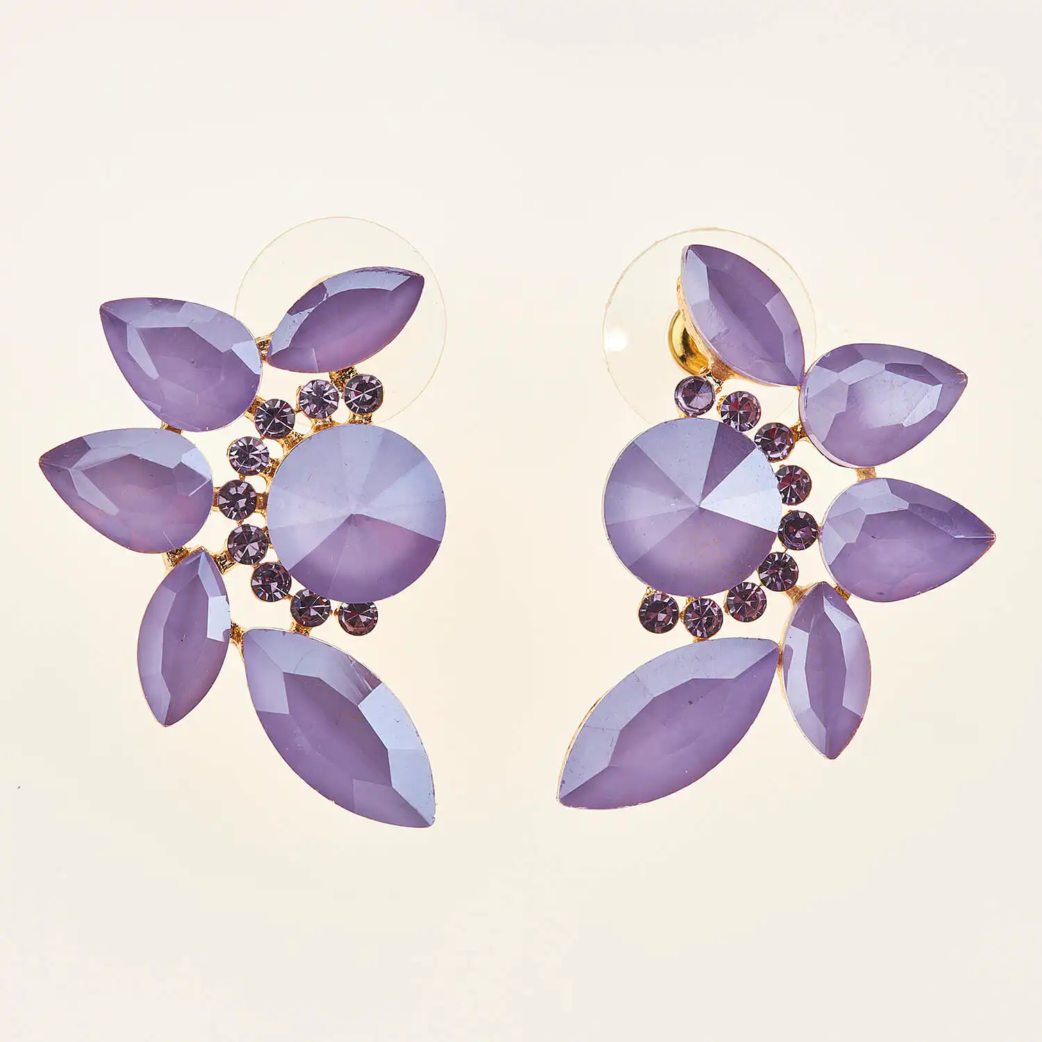 Sequoia Γυναικείο ατσάλινο Υποαλλεργικό σκουλαρίκι με πέτρες μωβ Sequoia Γυναικείο ατσάλινο Υποαλλεργικό σκουλαρίκι με πέτρες μωβ