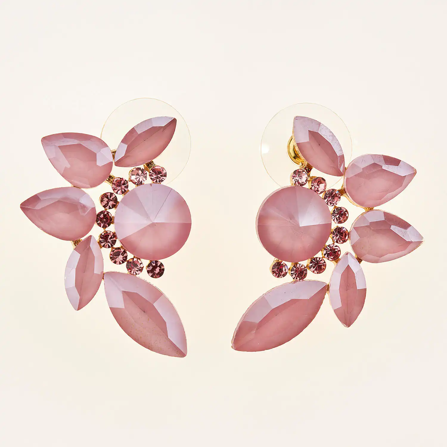 Sequoia Γυναικείο ατσάλινο Υποαλλεργικό σκουλαρίκι με πέτρες ροζ Sequoia Γυναικείο ατσάλινο Υποαλλεργικό σκουλαρίκι με πέτρες ροζ