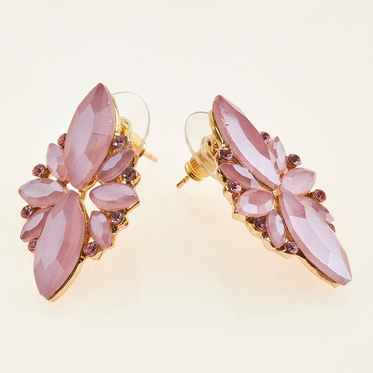 Sequoia Γυναικείο ατσάλινο Υποαλλεργικό σκουλαρίκι με πέτρες ροζ Sequoia Γυναικείο ατσάλινο Υποαλλεργικό σκουλαρίκι με πέτρες ροζ