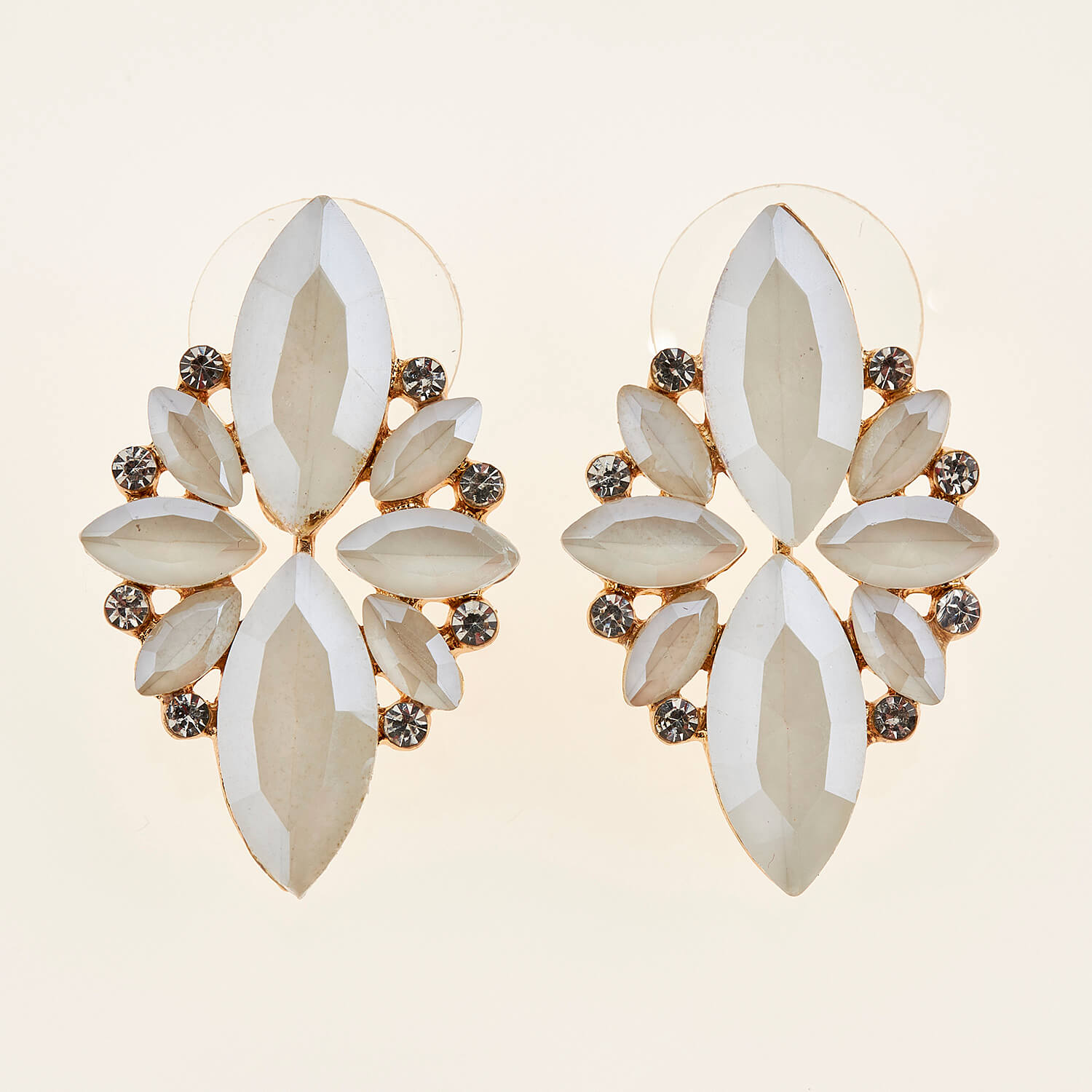 Sequoia Γυναικείο ατσάλινο Υποαλλεργικό σκουλαρίκι με πέτρες λευκό Sequoia Γυναικείο ατσάλινο Υποαλλεργικό σκουλαρίκι με πέτρες λευκό