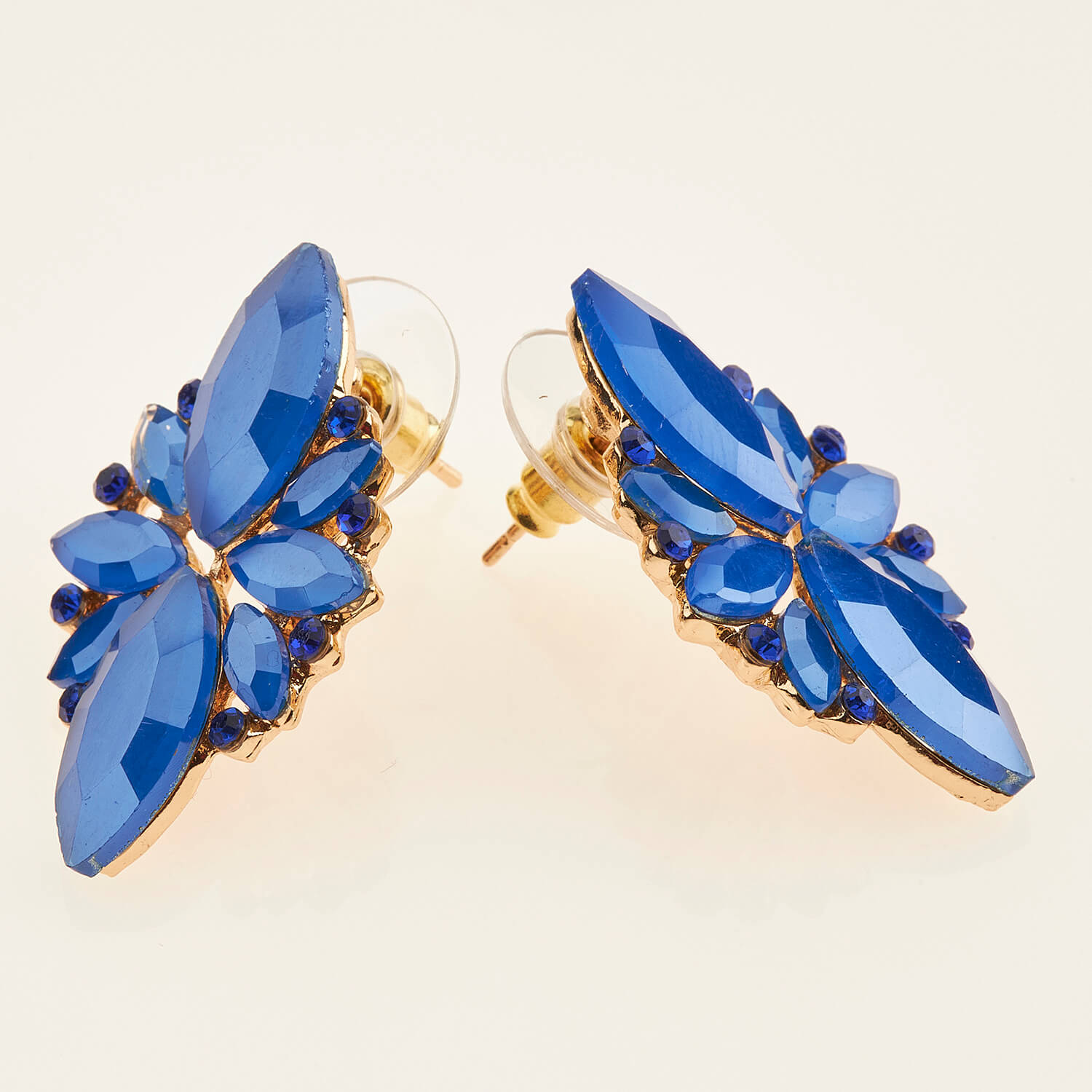 Sequoia Γυναικείο ατσάλινο Υποαλλεργικό σκουλαρίκι με πέτρες μπλε Sequoia Γυναικείο ατσάλινο Υποαλλεργικό σκουλαρίκι με πέτρες μπλε