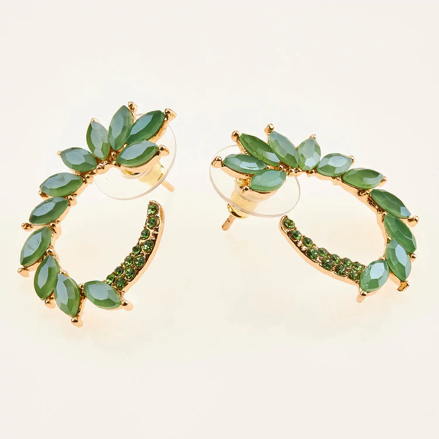 Sequoia Γυναικείο ατσάλινο Υποαλλεργικό σκουλαρίκι με πέτρες πράσινο Sequoia Γυναικείο ατσάλινο Υποαλλεργικό σκουλαρίκι με πέτρες πράσινο