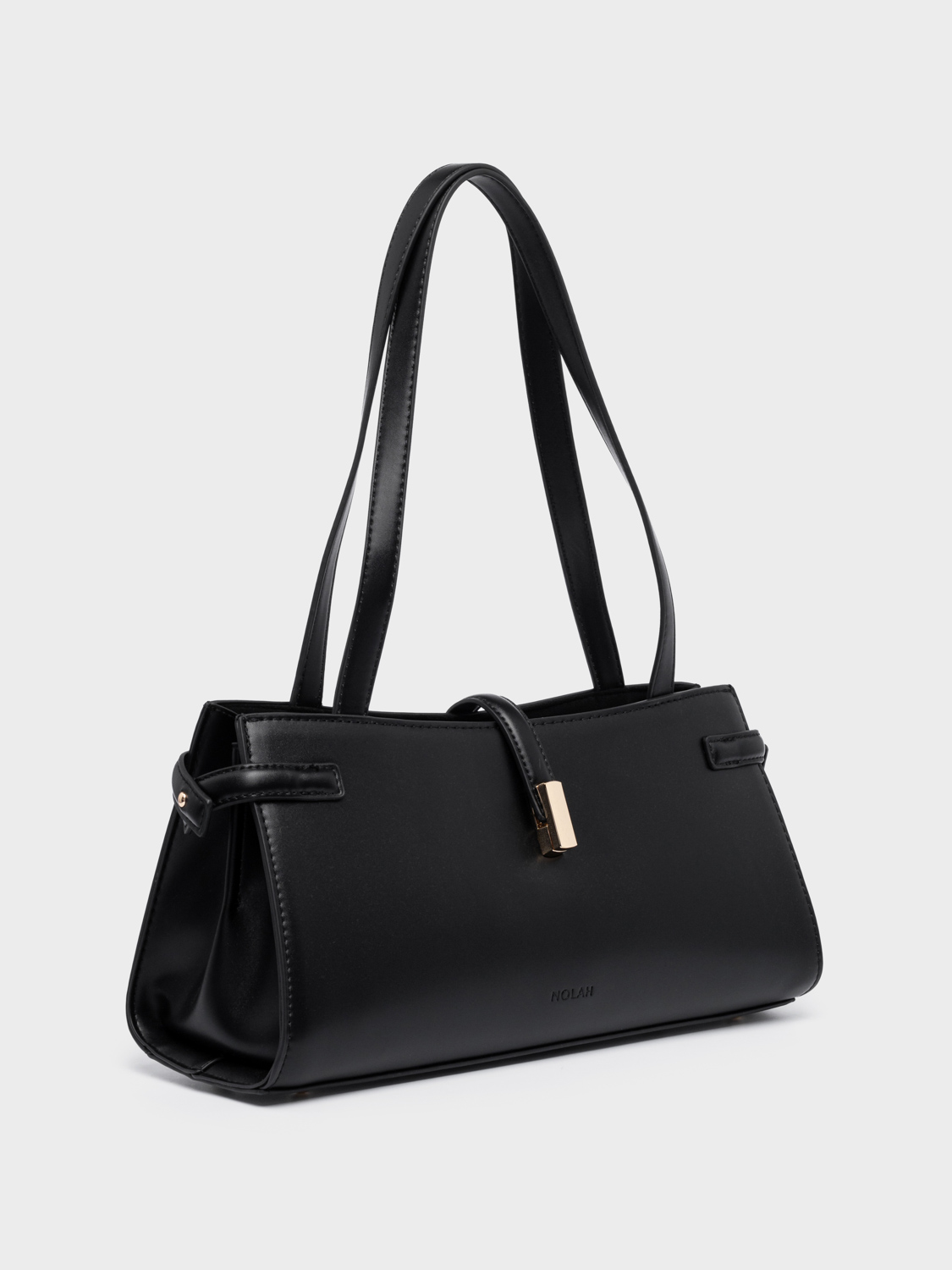 Etienne Black Etienne Black