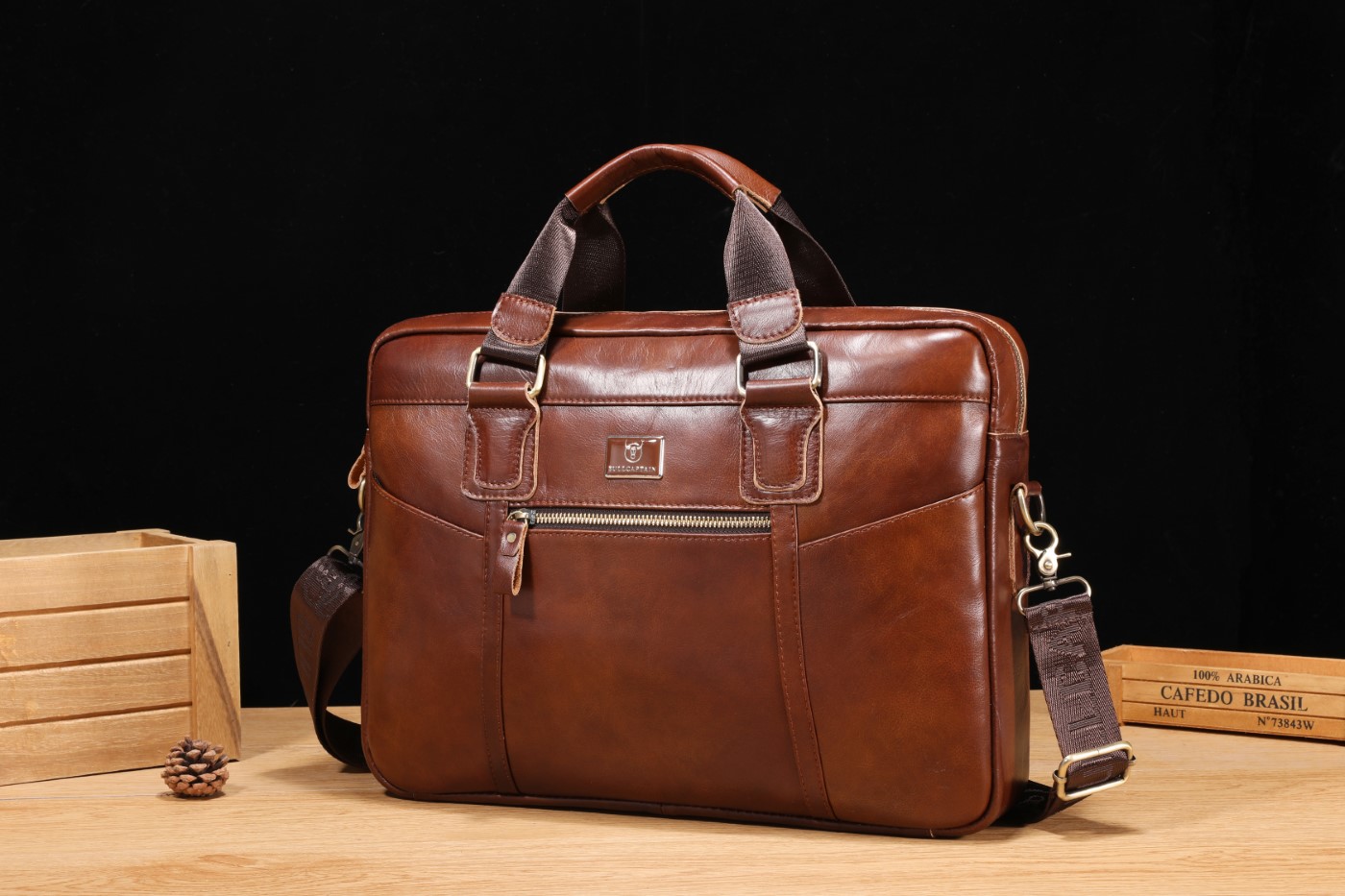 Δερμάτινος χαρτοφύλακας Bull Captain GWB-055 καφέ Δερμάτινος χαρτοφύλακας Bull Captain GWB-055 καφέ