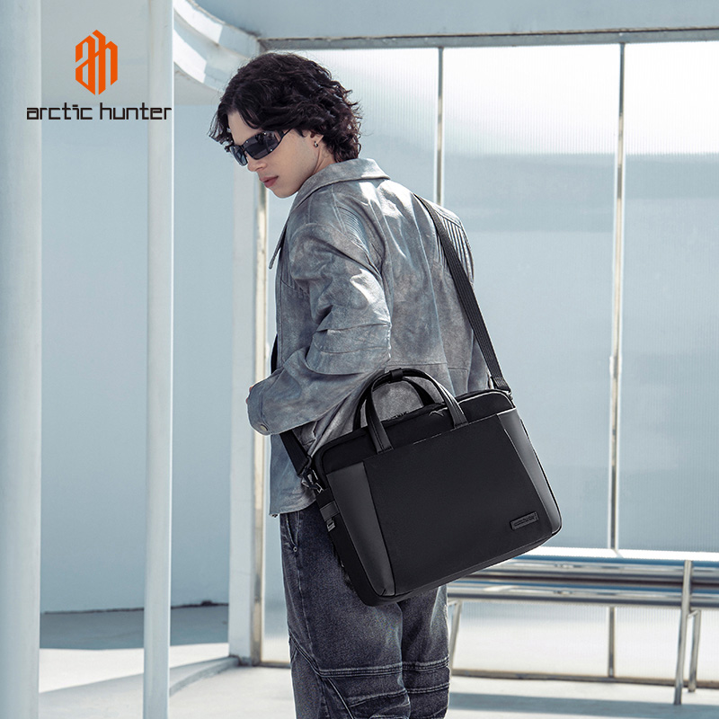 ARCTIC HUNTER τσάντα ώμου GWB00848 με θήκη laptop 15.6", 9L, μαύρη ARCTIC HUNTER τσάντα ώμου GWB00848 με θήκη laptop 15.6", 9L, μαύρη
