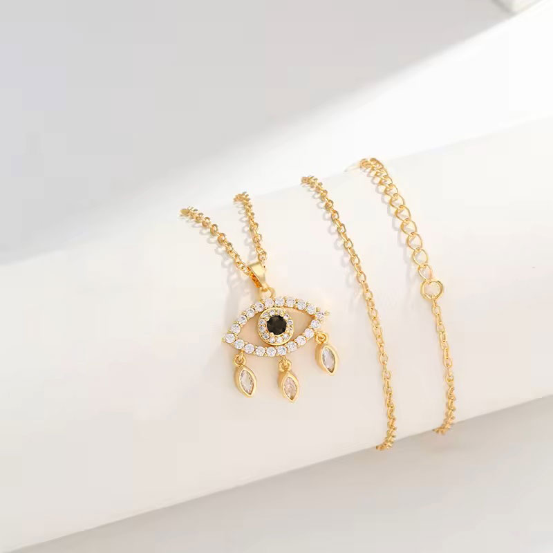 Sequoia Γυναικείο ατσάλινο επιχρυσωμένο Κολιέ με Ματάκι και στρας NC-0032G μαύρο