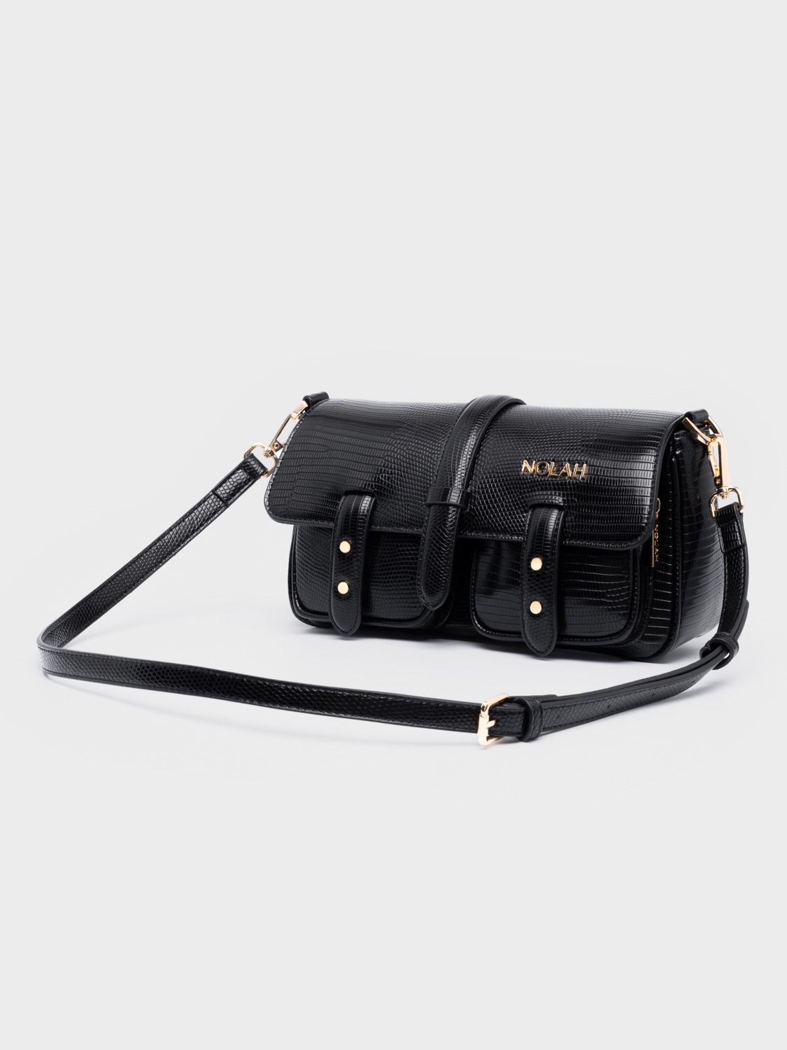 Stephanie Black Light Gold