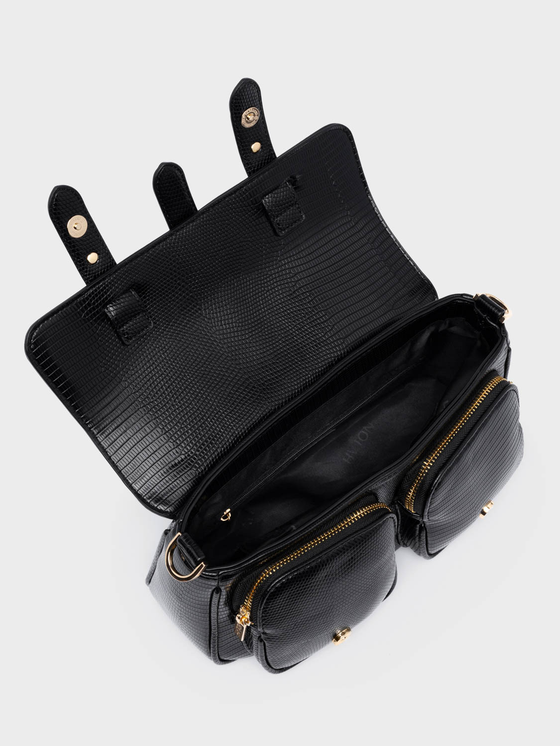 Stephanie Black Light Gold