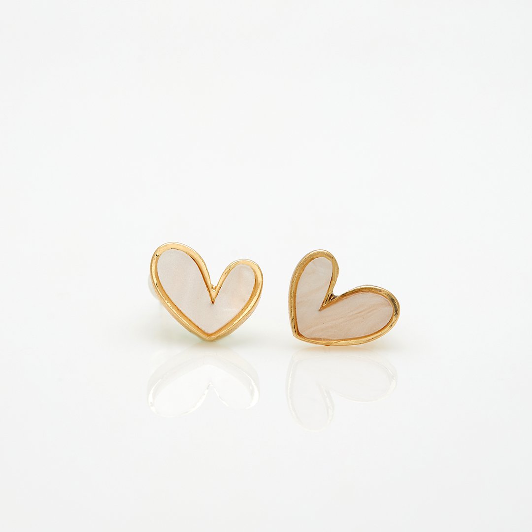 Sequoia Γυναικεία Υποαλεργικά σκουλαρίκια σε σχήμα Καρδιά με Σμάλτο ER-0026 Άσπρο Sequoia Γυναικεία Υποαλεργικά σκουλαρίκια σε σχήμα Καρδιά με Σμάλτο ER-0026 Άσπρο