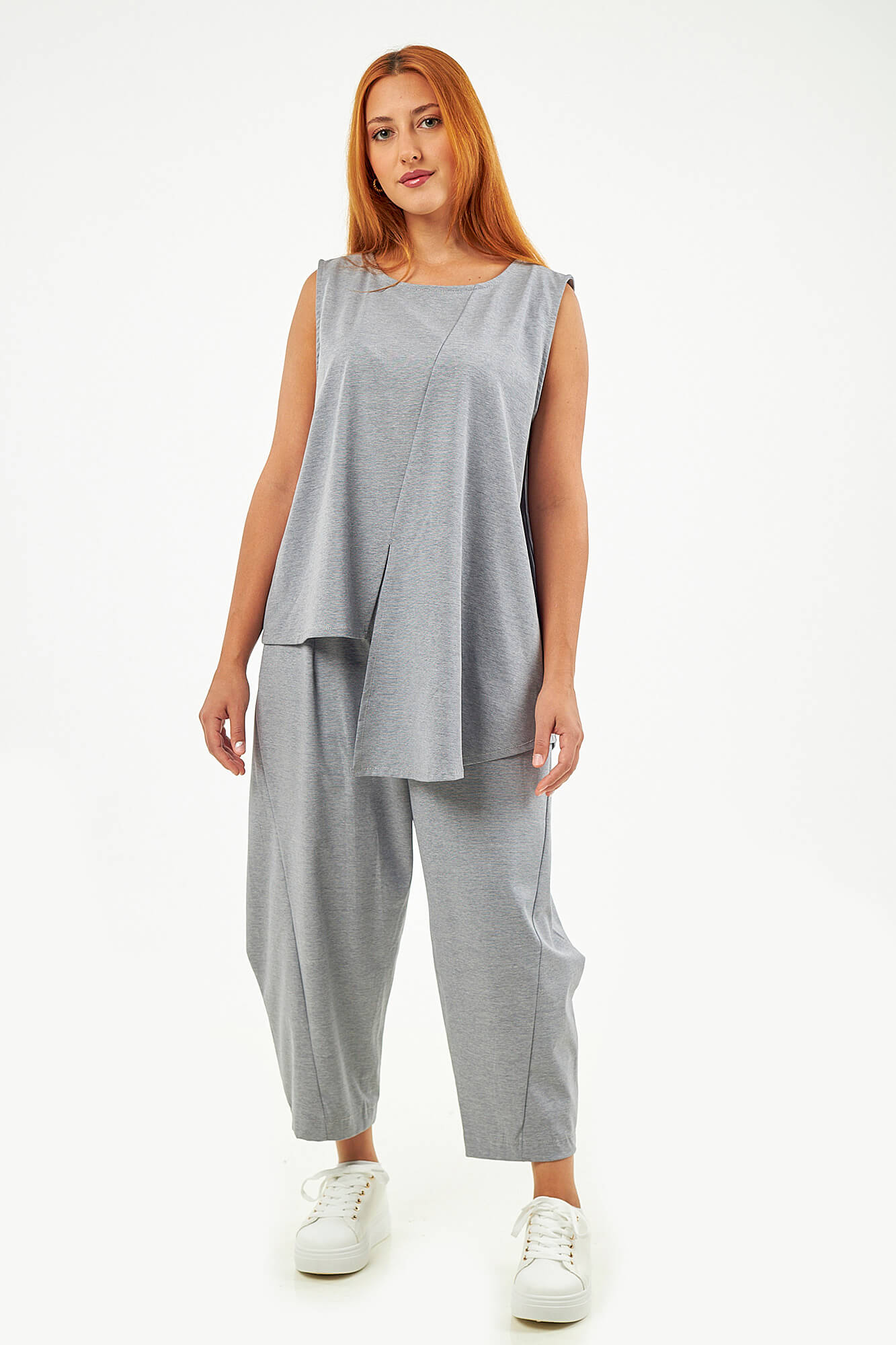 Sequoia Μοντέρνο Γυναικείο Oversize Σετ Ασύμμετρη Αμάνικη Μπλούζα με Παντελόνι 33-41096 Γκρι