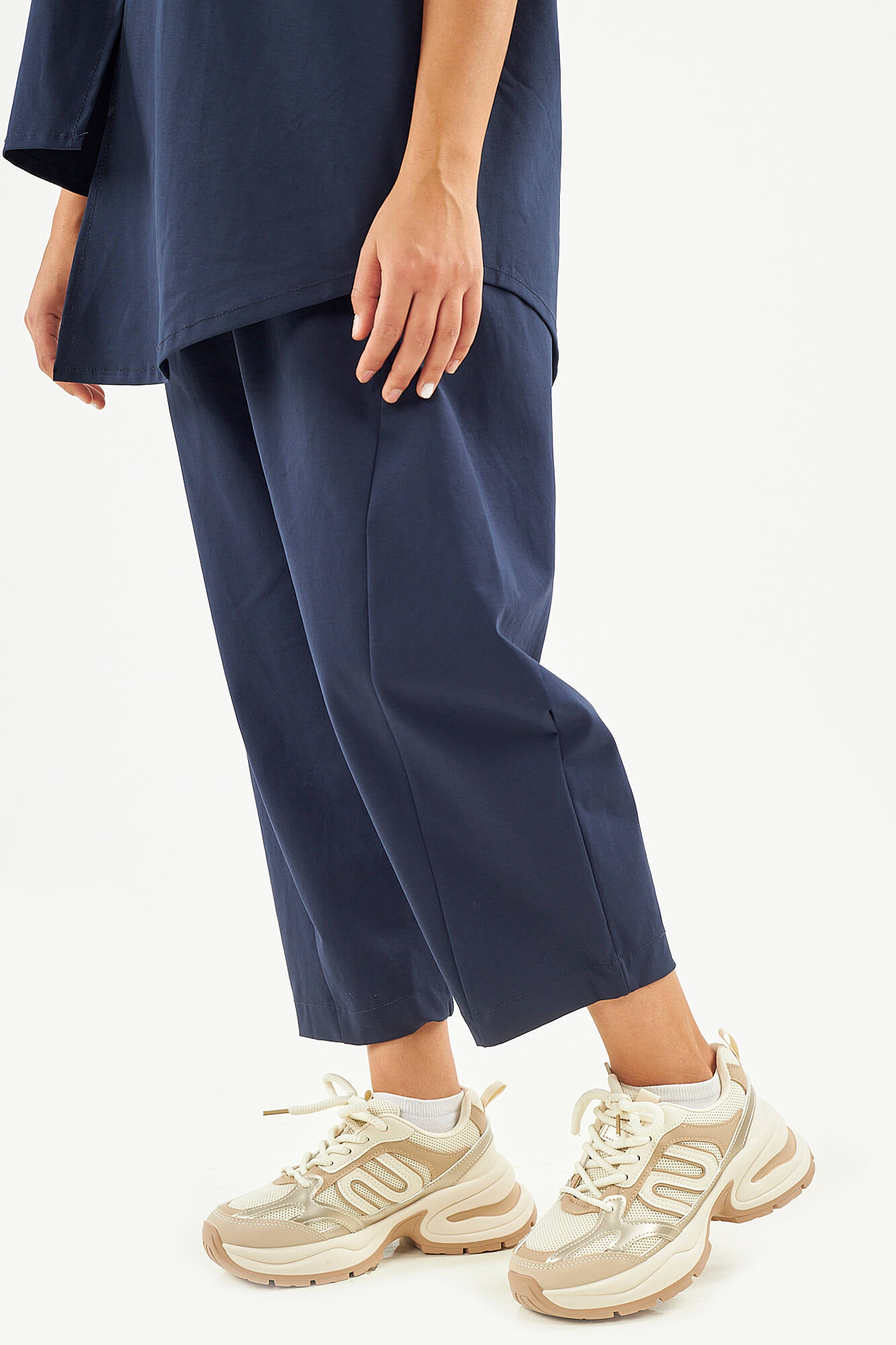 Sequoia Μοντέρνο Γυναικείο Oversize Σετ Ασύμμετρη Αμάνικη Μπλούζα με Παντελόνι 33-41096 Γκρι