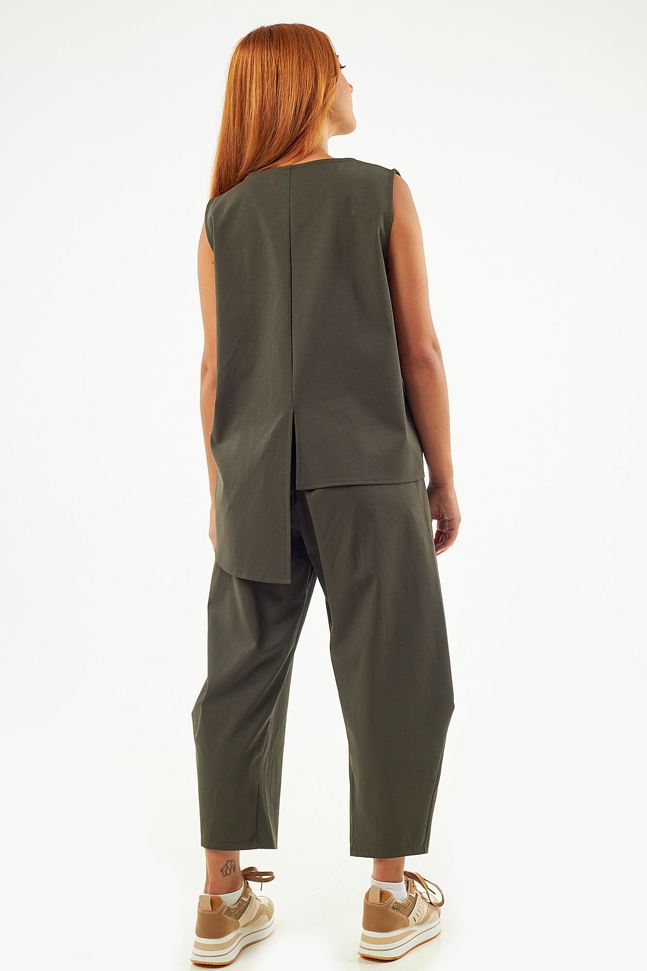 Sequoia Μοντέρνο Γυναικείο Oversize Σετ Ασύμμετρη Αμάνικη Μπλούζα με Παντελόνι 33-41096 Γκρι