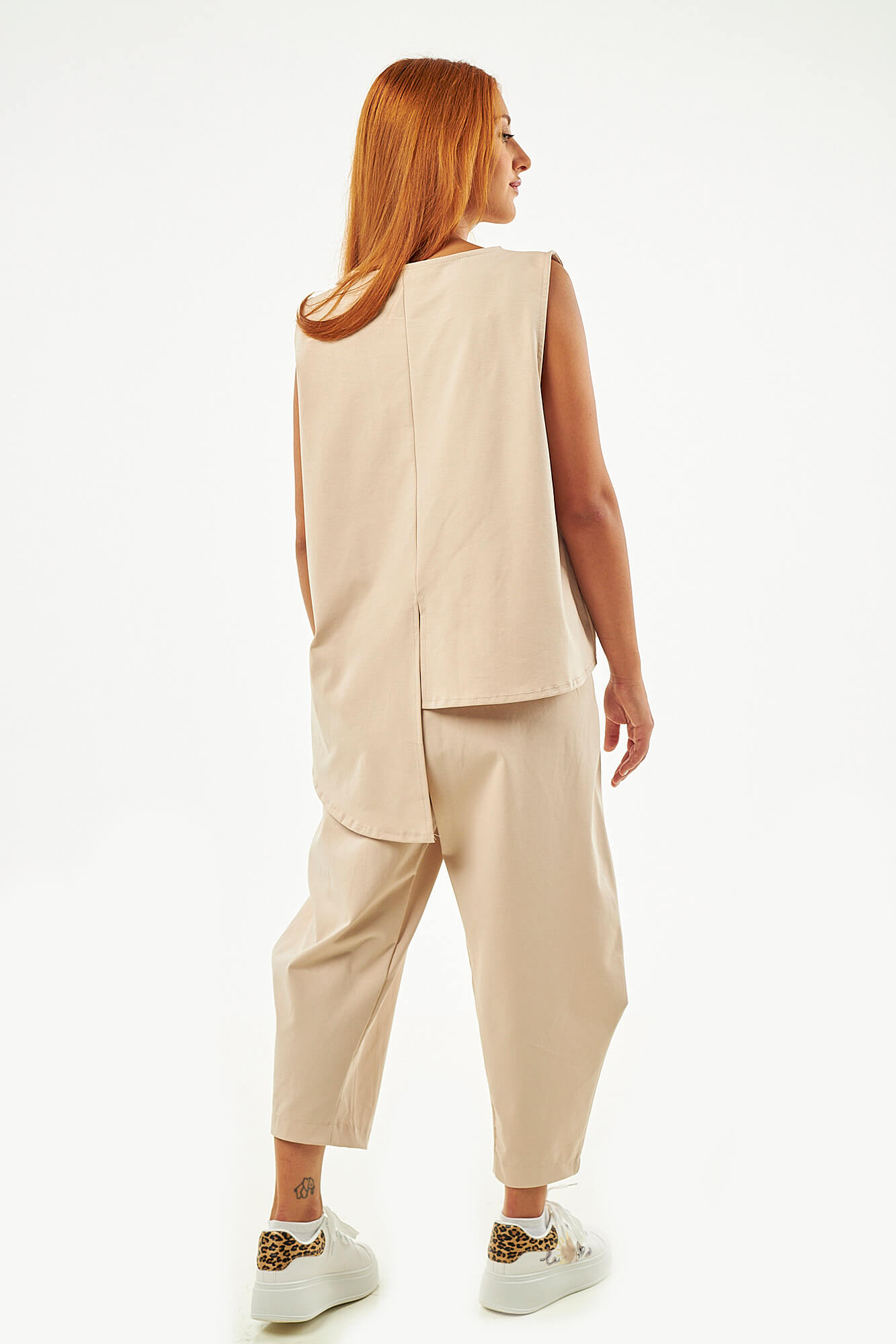 Sequoia Μοντέρνο Γυναικείο Oversize Σετ Ασύμμετρη Αμάνικη Μπλούζα με Παντελόνι 33-41096 Εκρού Sequoia Μοντέρνο Γυναικείο Oversize Σετ Ασύμμετρη Αμάνικη Μπλούζα με Παντελόνι 33-41096 Εκρού