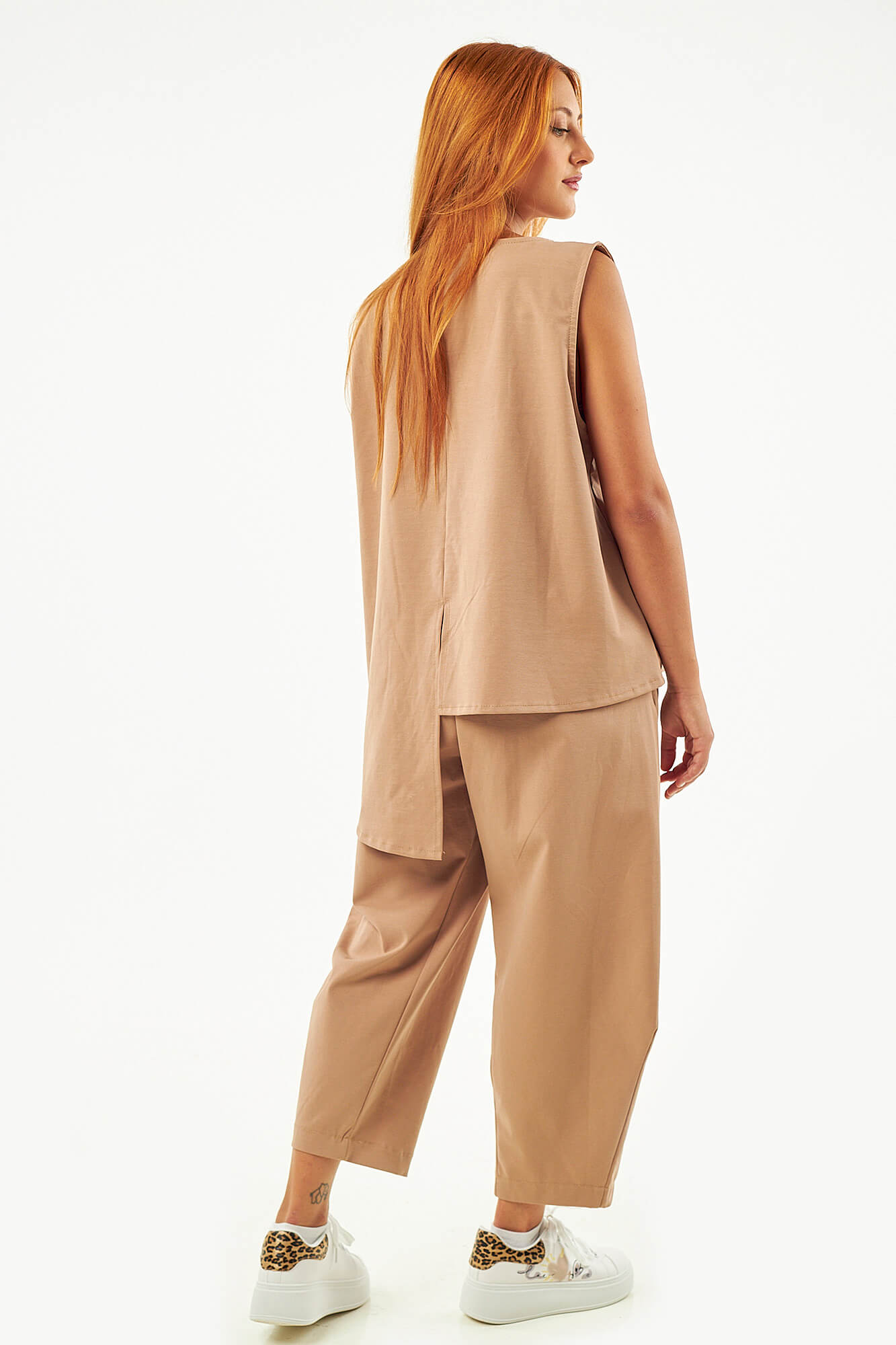 Sequoia Μοντέρνο Γυναικείο Oversize Σετ Ασύμμετρη Αμάνικη Μπλούζα με Παντελόνι 33-41096 Μπεζ