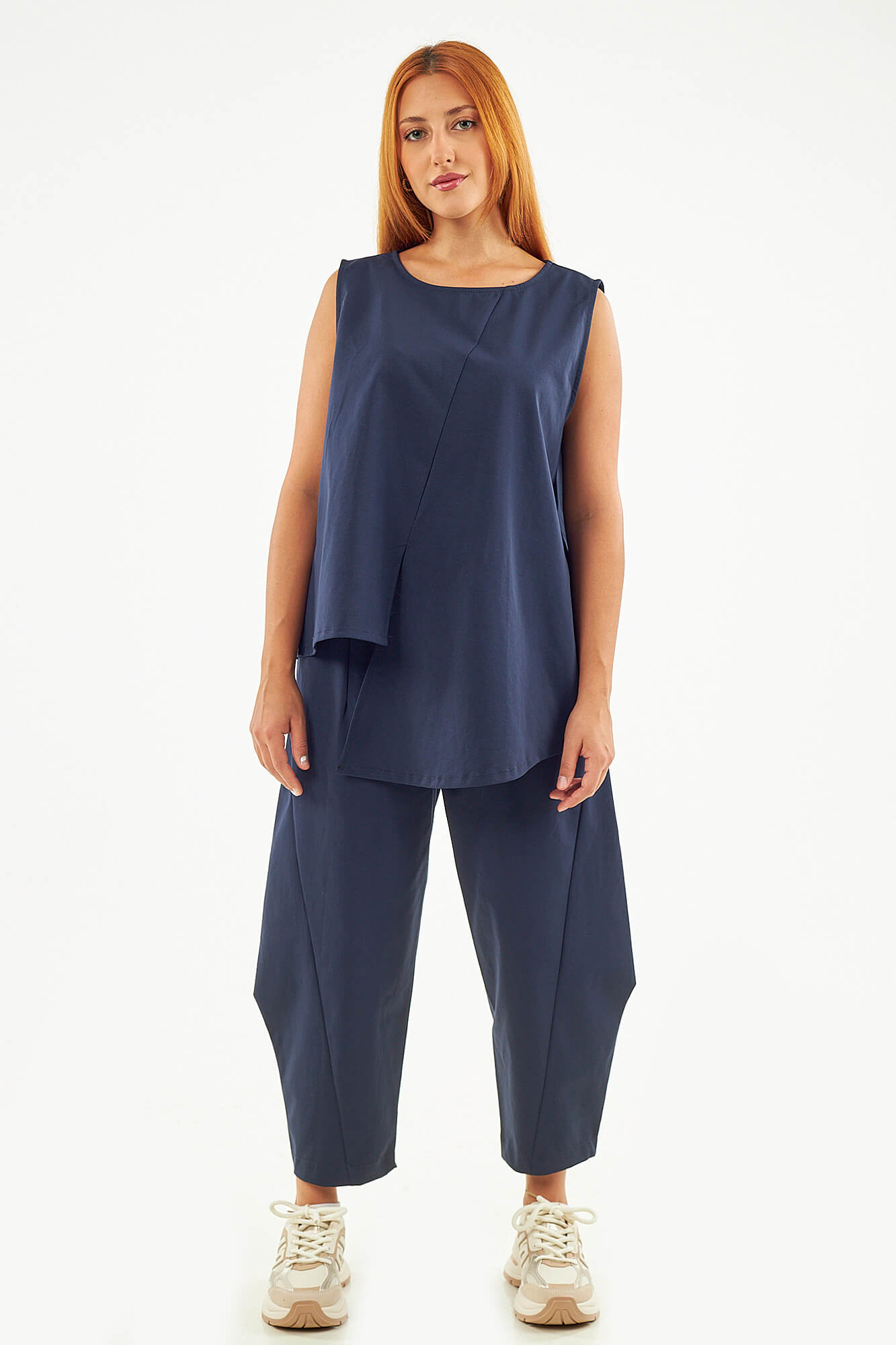 Sequoia Μοντέρνο Γυναικείο Oversize Σετ Ασύμμετρη Αμάνικη Μπλούζα με Παντελόνι 33-41096 Μπλε