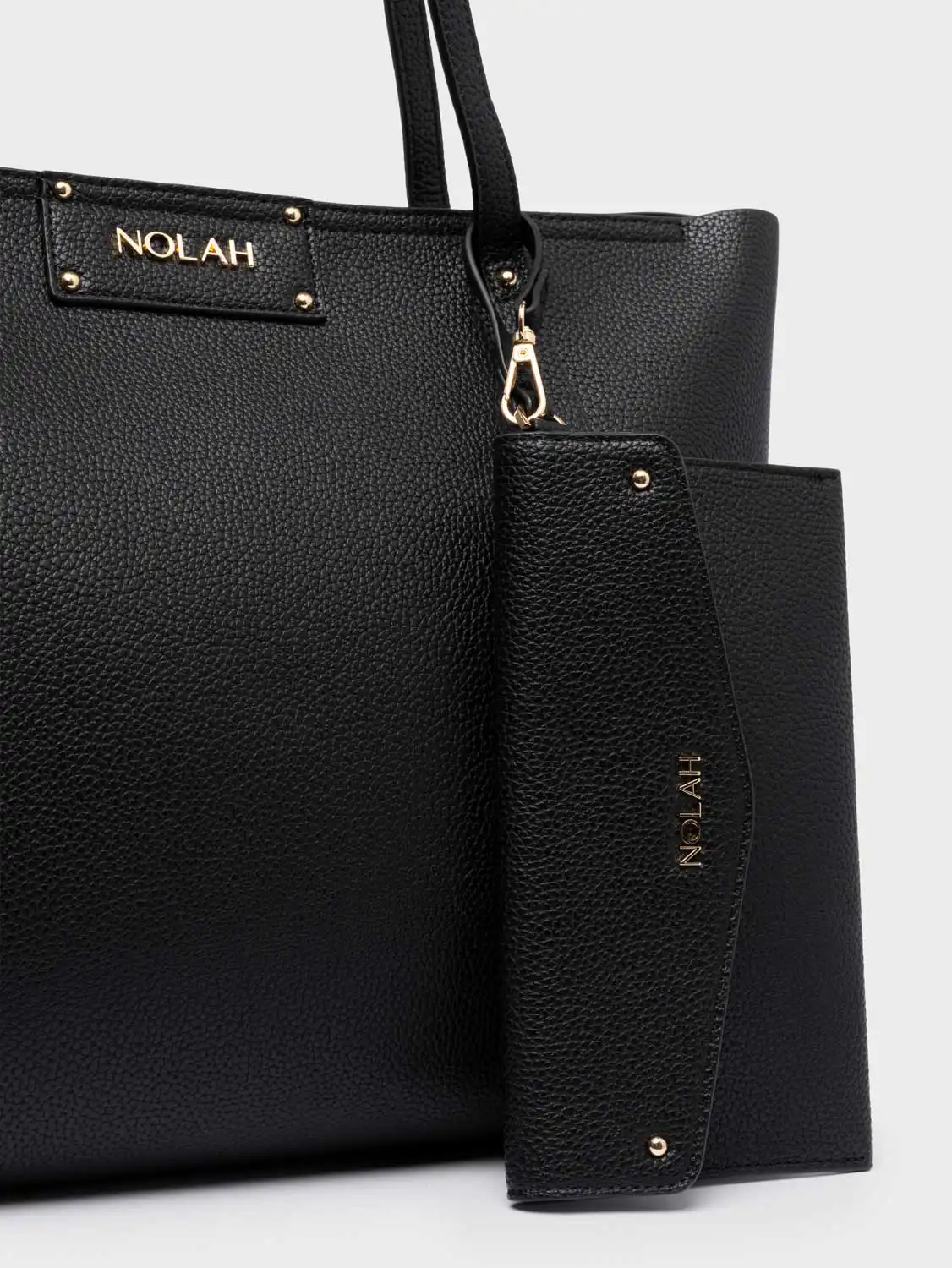 Serenity Black Light Gold