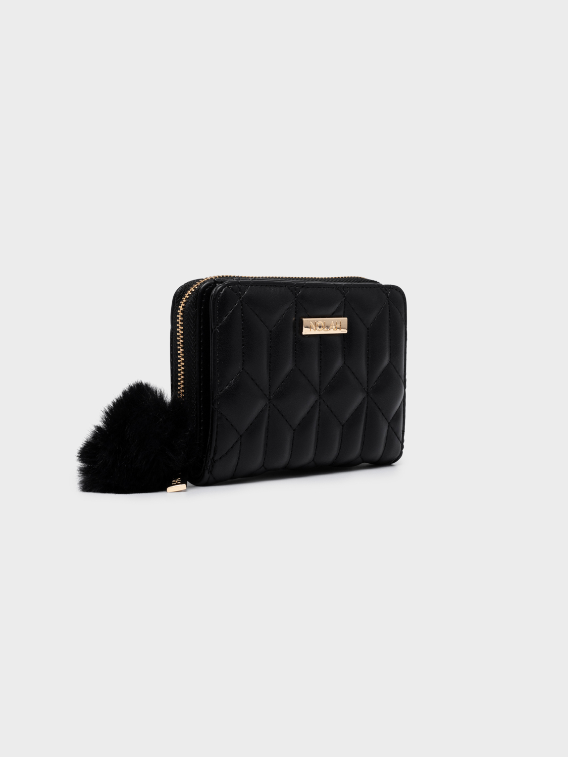 Winnie Black Winnie Black