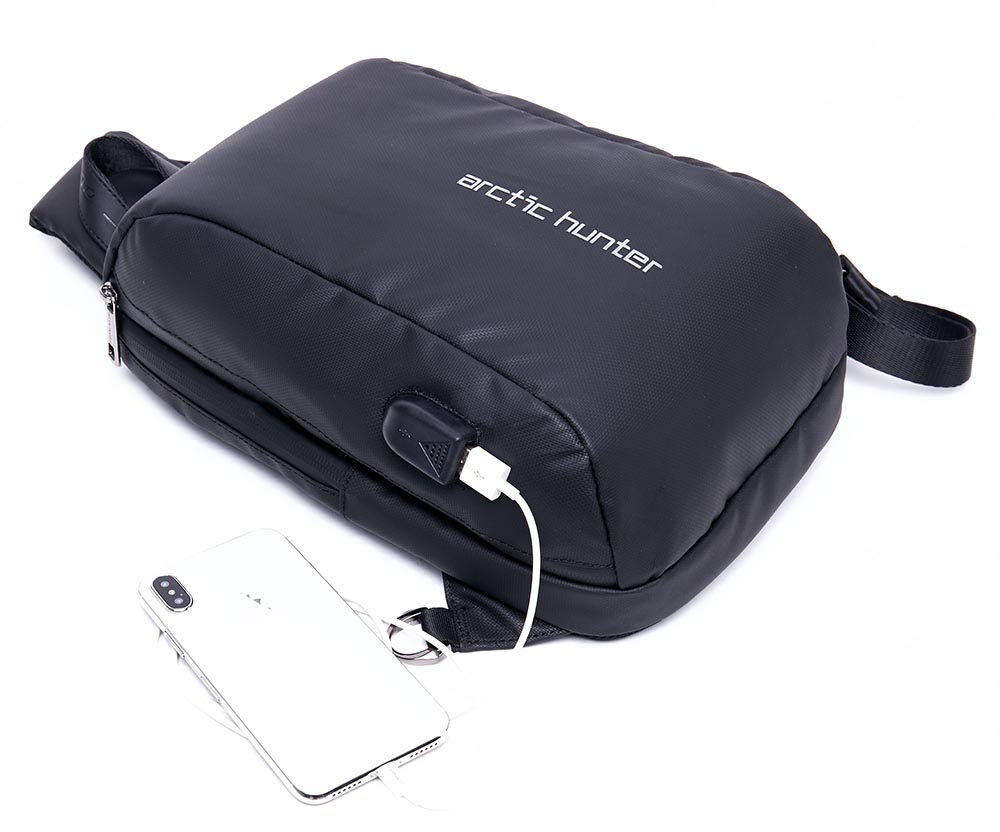 ARCTIC HUNTER τσάντα Crossbody XB-00081, USB, 6L, μαύρη