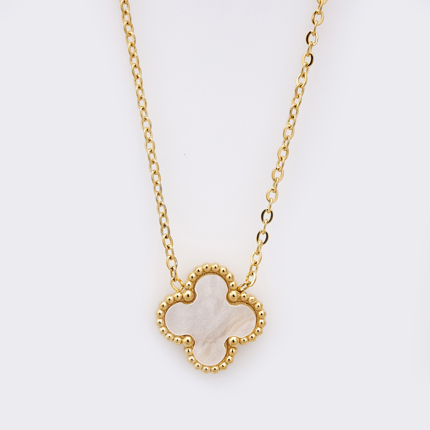 Sequoia Γυναικείο ατσάλινο κολιέ με σχέδιο λουλούδι επιχρυσωμένο με φίλντισι λευκό Sequoia Γυναικείο ατσάλινο κολιέ με σχέδιο λουλούδι επιχρυσωμένο με φίλντισι λευκό