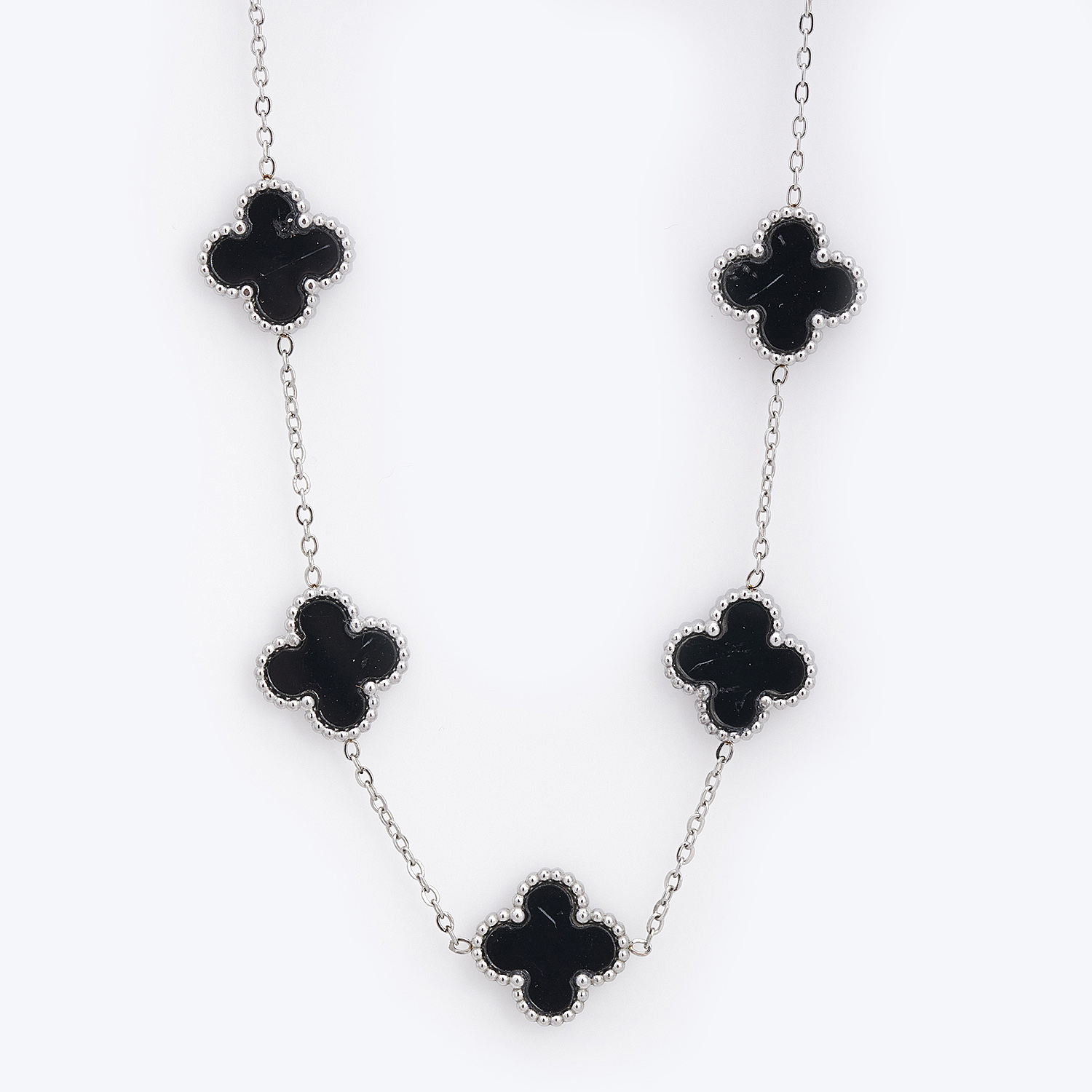 Sequoia Γυναικείο ατσάλινο κολιέ με σχέδιο λουλούδια σε ασημί με φίλντισι μαύρο Sequoia Γυναικείο ατσάλινο κολιέ με σχέδιο λουλούδια σε ασημί με φίλντισι μαύρο