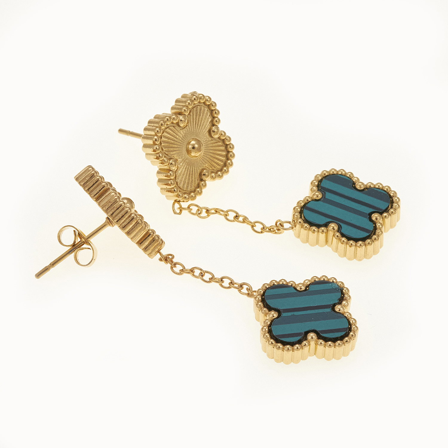 Sequoia Γυναικεία ατσάλινα σκουλαρίκια με σχέδιο λουλούδια επιχρυσωμένα με φίλντισι πράσινο Sequoia Γυναικεία ατσάλινα σκουλαρίκια με σχέδιο λουλούδια επιχρυσωμένα με φίλντισι πράσινο