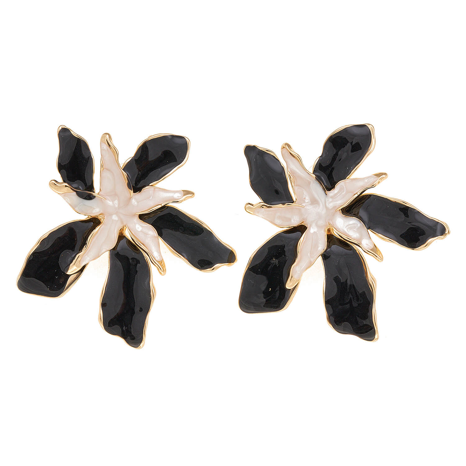Sequoia Γυναικείο Υποαλλεργικό σκουλαρίκι με σμάλτο λουλούδι μαύρο Sequoia Γυναικείο Υποαλλεργικό σκουλαρίκι με σμάλτο λουλούδι μαύρο