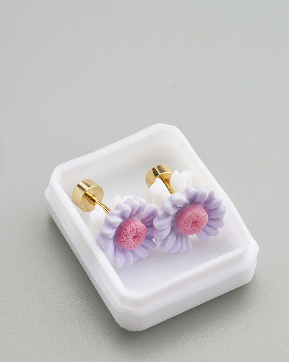 Sequoia Παιδικό Υποαλλεργικό Επιχρυσωμένο Ατσάλινο Σκουλαρίκι Ζέρμπερα Λιλά