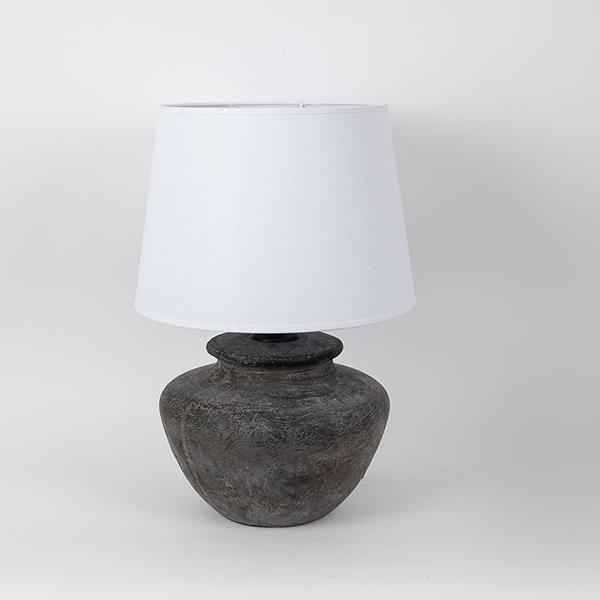 ΕΠΙΤΡΑΠΕΖΙΟ ΦΩΤΙΣΤΙΚΟ ΜΕ ΛΕΥΚΟ ΚΑΠΕΛΟ ΚΕΡΑΜΙΚΟ ΜΑΥΡΟ 27x27x34cm ΕΠΙΤΡΑΠΕΖΙΟ ΦΩΤΙΣΤΙΚΟ ΜΕ ΛΕΥΚΟ ΚΑΠΕΛΟ ΚΕΡΑΜΙΚΟ ΜΑΥΡΟ 27x27x34cm