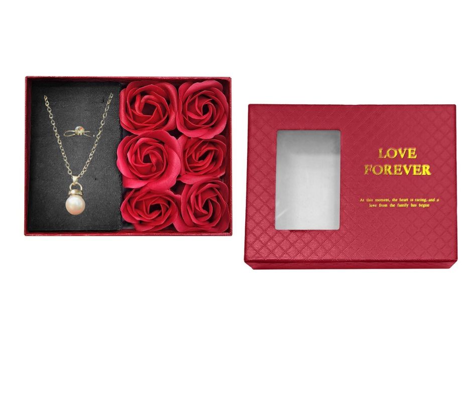 Σετ κοσμήματα και λουλούδια σε ένα μοναδικό gift box