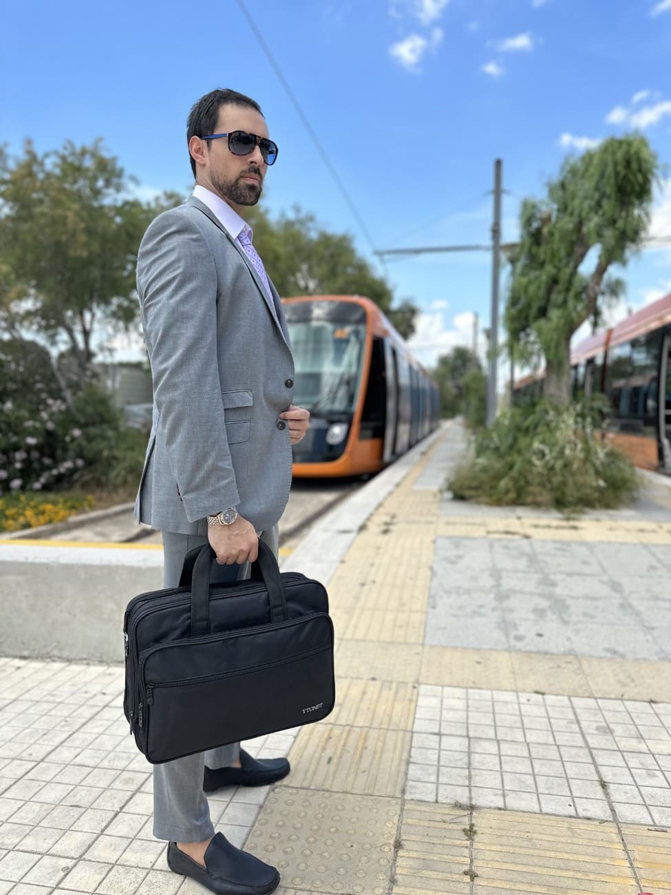 Υφασμάτινος Χαρτοφύλακας Ytonet 18'' laptop 29,5L 1085 μαύρο