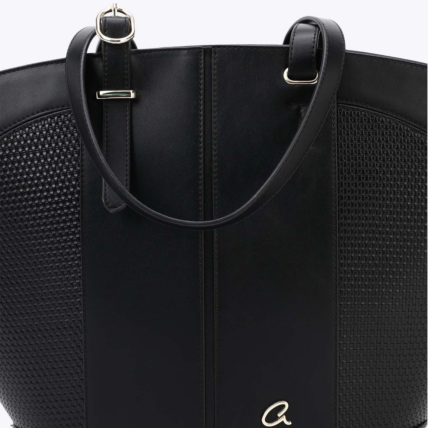 ΤΣΑΝΤΑ ΩΜΟΥ ΜΕ ΑΝΑΓΛΥΦΕΣ ΛΕΠΤΟΜΕΡΕΙΕΣ ΚΑΦΕ